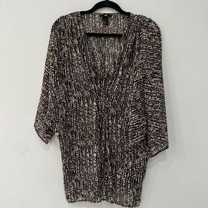H&M Top/Kimono Woman Black & White Short Sleeves Sz 8